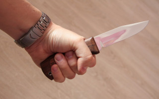 Чоловіку жорстоко порізали обличчя під Запоріжжям