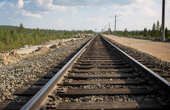 Чудом остался жив: под Николаевом поезд сбил 4-летнего ребенка