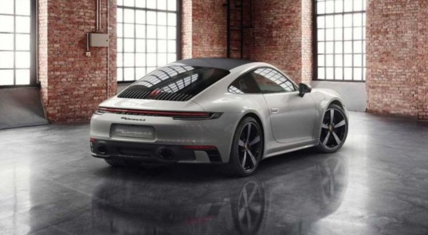 Только эксклюзив: Porsche продает не более 2 одинаковых культових спорткаров в год