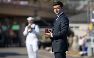 Зеленський коментує свою «відмову» від кортежів