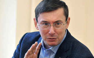 Луценко з’явився на допит до НАБУ