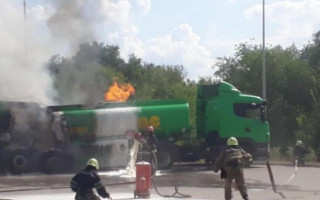 ЧП в Запорожье: на заправке загорелся бензовоз с топливом