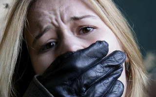 Под Харьковом изнасиловали девушку: появились жуткие подробности