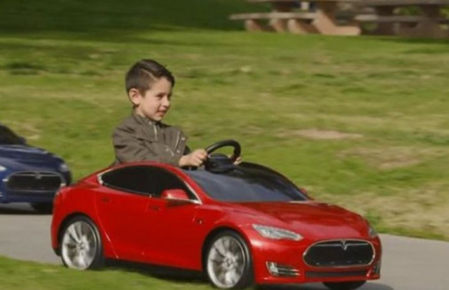 Дети в Диснейленде будут ездить на автомобилях Tesla