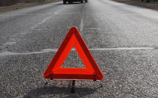 Смертельное ДТП в Житомирской области: автомобиль влетел в столб, фото