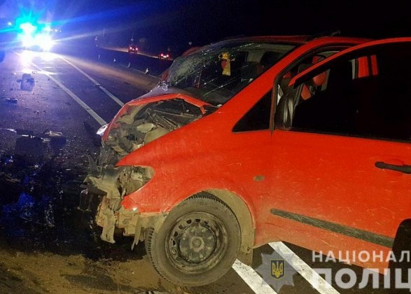 На Буковині зіштовхнулось два мікроавтобуси: серед 8 постраждалих було немовля