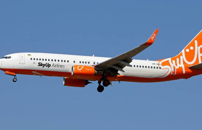 Судья, приостановившая лицензию SkyUp, отказалась уходить в отставку