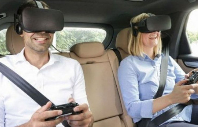 Porsche тестирует в своих автомобилях виртуальную реальность