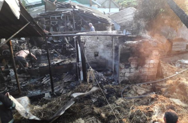 На Одещині горів приватний будинок, фото