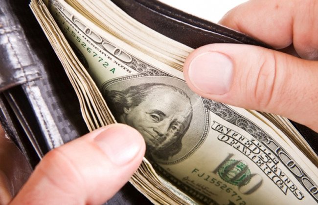 Какие зарплаты получают заробитчане в Европе: назвали суммы