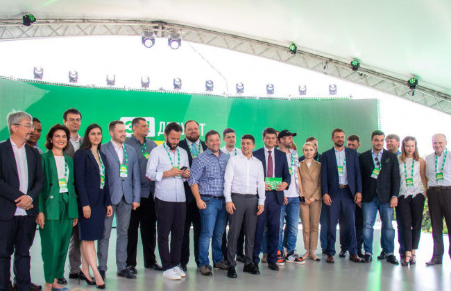 «Слуга народу» планує оскаржити результати виборів у 10 округах