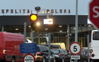 У Польщі затримали українця, який постачав заробітчанам фальшиві документи