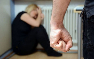 Под Киевом мужчина до смерти забил ногами собственную мать