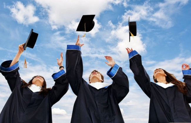 Оверкваліфайд: більше половини бакалаврів не стануть магістрами