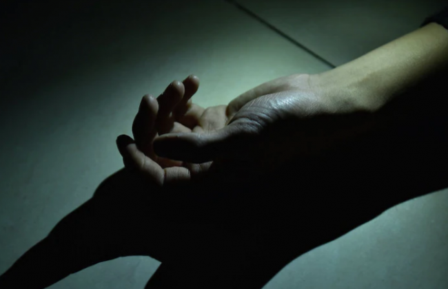 Жительница Днепра нашла окровавленное тело супруга в гараже