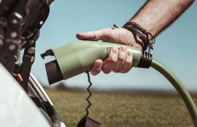 Немецкие инженеры изобрели зарядную станцию для электрокаров на метаноле