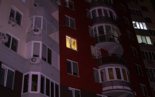 В Киеве нашли тело 18-летней девушки в луже крови