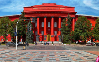 Скільки коштують знання у престижних українських університетах: ціни на контракт