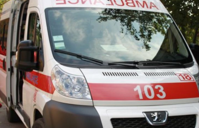 В Киеве пациент сбежал, выпрыгнув из «скорой» на ходу