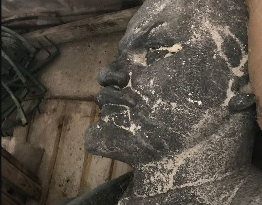 В Україні продають бронзового Леніна для виплати боргів із зарплати