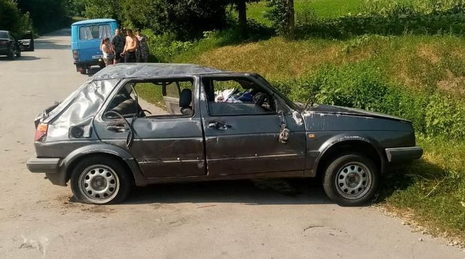 ДТП с переворотом под Киевом: 15-летний парень впал в кому