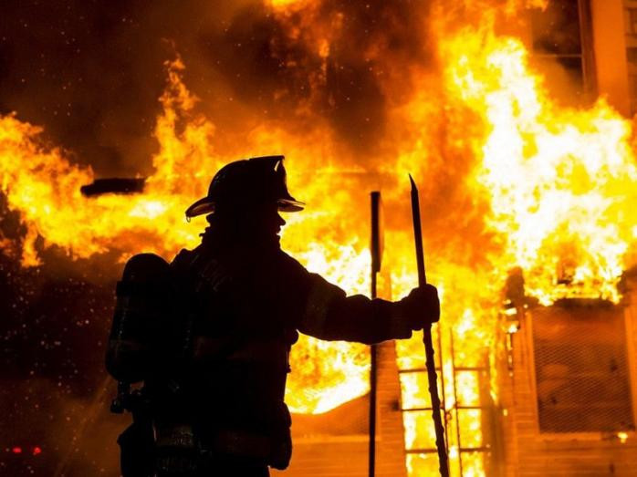 Трагедия в Киеве: мужчина заживо сгорел в гараже