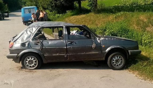 ДТП с переворотом под Киевом: 15-летний парень впал в кому