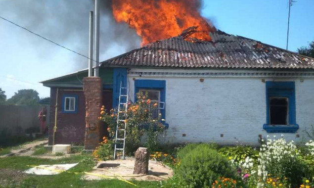 Смертельный пожар под Киевом: двое детей сгорели заживо