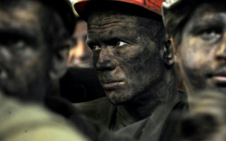 Шахтарям заборговано значну суму із зарплати, — профспілка