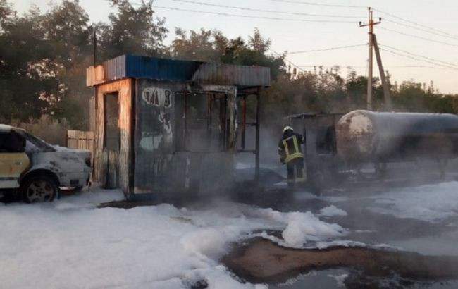 На Київщині спалахнула АЗС: є постраждалий