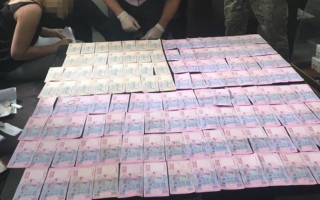 Допомагали рейдерам: СБУ затримала приватного виконавця та державних реєстраторів