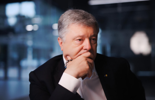 Порошенко про помилку з Гладковським та обвинувачення у жадібності