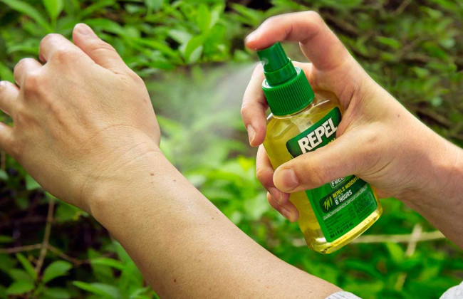 Раздражение, аллергия и ожог: чем опасны средства защиты от комаров