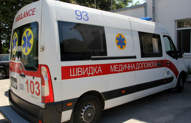 Трагедія у Рівному: маленька дитина впала з висоти 5 метрів