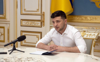 Он написал заявление: Зеленский прокомментировал новость об отставке Богдана, видео