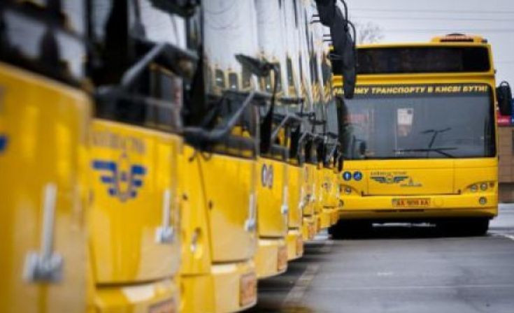 Два столичні автобуси та тролейбус змінюють свої маршрути