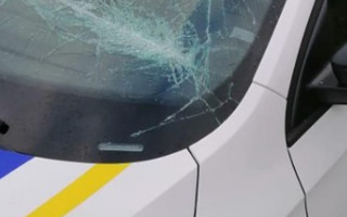 Распыляли слезоточивый газ и разбили полицейскую машину: экс-супругов поместили под стражу