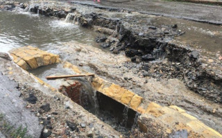 На Одессу обрушился мощный шторм: фото последствий непогоды