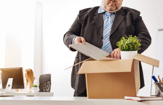 Що робити директору, який має проблеми зі звільненням з посади