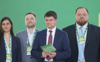 Мажоритарники «Слуги народу» виступили проти кіберстеження у Раді