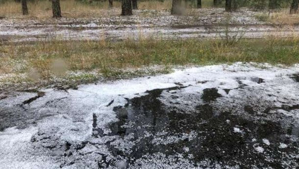 В Київській області випав сніг посеред літа