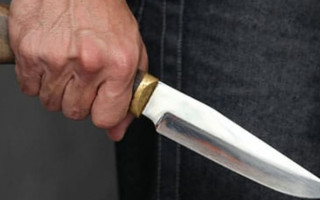 Приставил нож к горлу: под Киевом совершено дерзкое ограбление