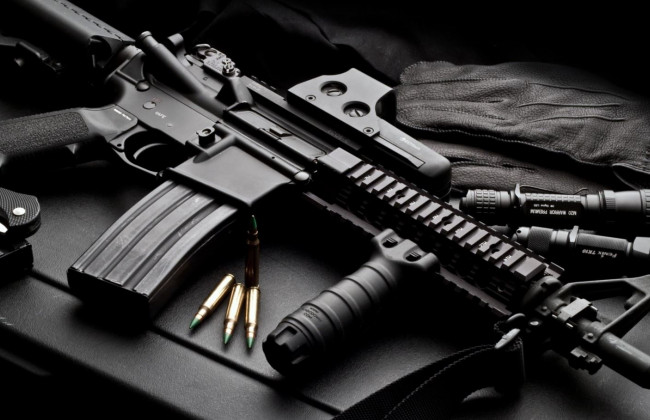 Хто та як може придбати зброю в Україні
