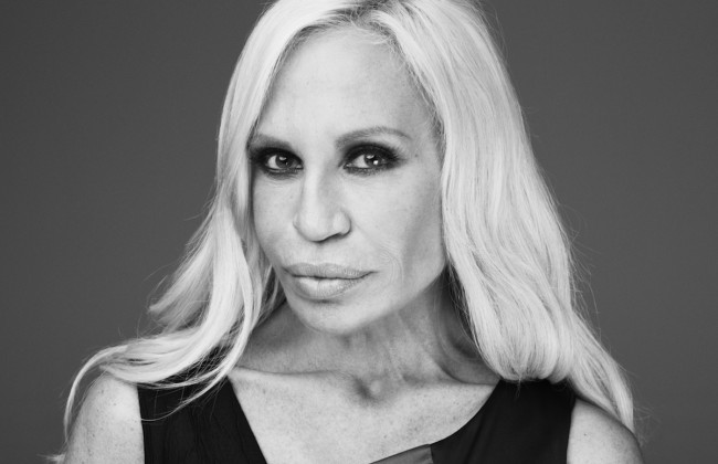 Донателла Версаче купила виллу с 20 спальнями, а Шер продает поместье за $115 миллионов: новости шоубиза