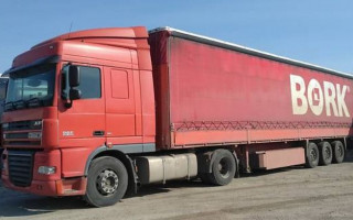 Трагедия в Днепре: кабина фуры раздавила мужчину, видео