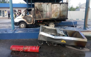 У Запоріжжі на АЗС спалахнув автомобіль, є постраждалий