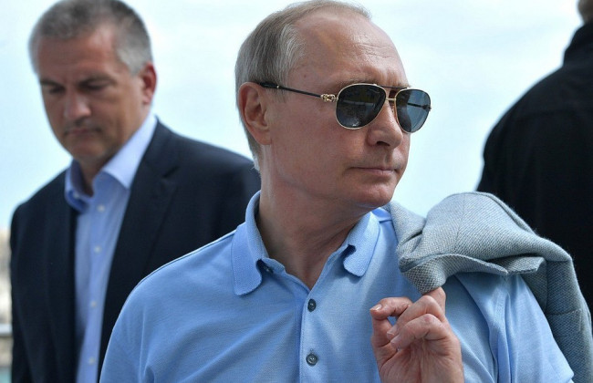Путин приехал в оккупированный Севастополь