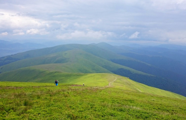 Уникальное явление: в сети показали фото редкостной радуги в Карпатах