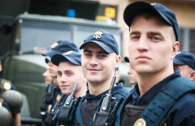 Патрули Нацгвардии задержали 32 человека за неделю