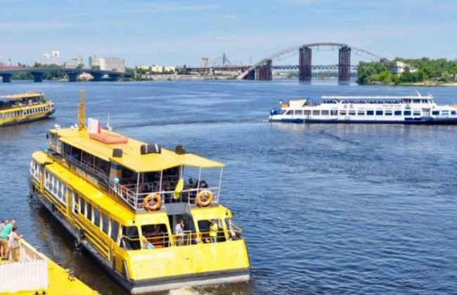 Страшная находка: в Киеве на речном вокзале под причалом обнаружили труп